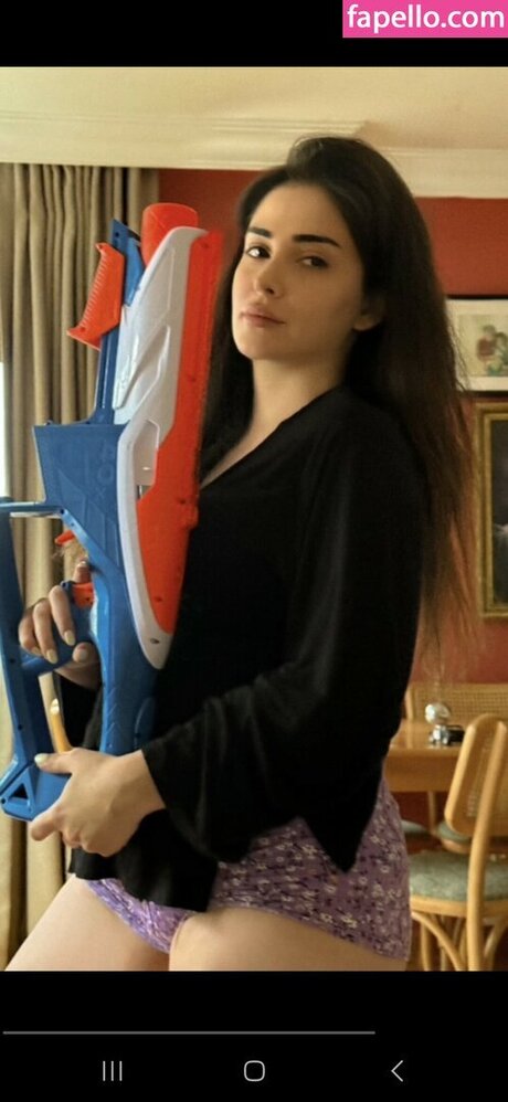 Deniz Ba da_ onlyfans leak porn