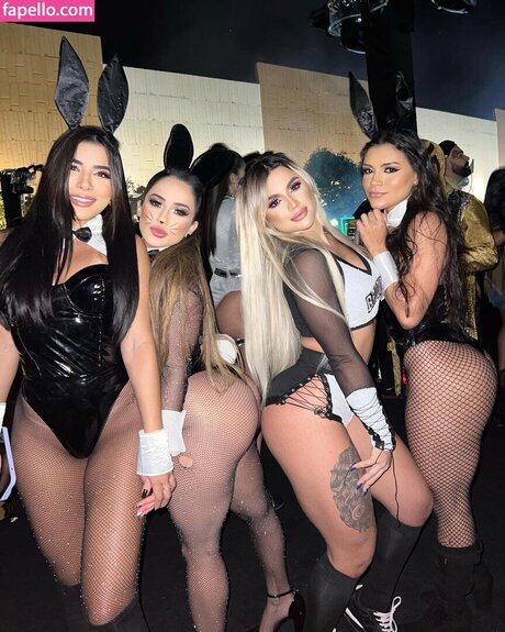 Debora Julia onlyfans pics