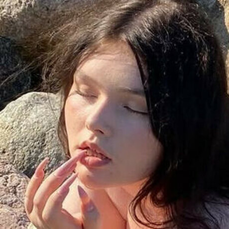 Evvoxi tits onlyfans