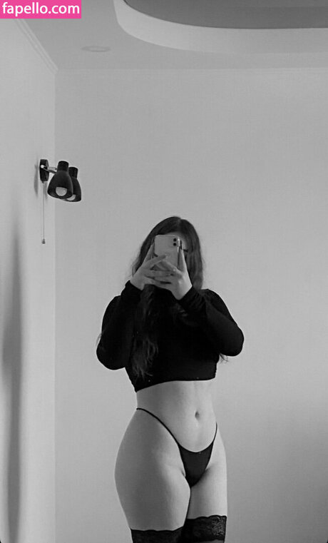 Evvoxi onlyfans nude pics