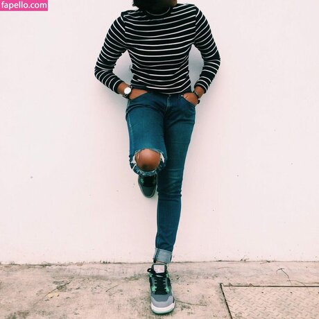 Omgitsnora only fans photos