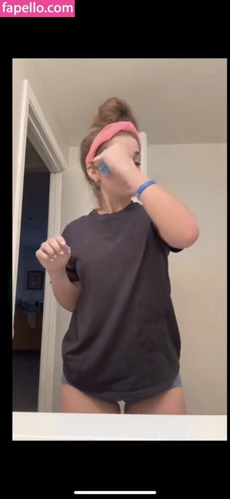 madisons the shit naked on onlyfans