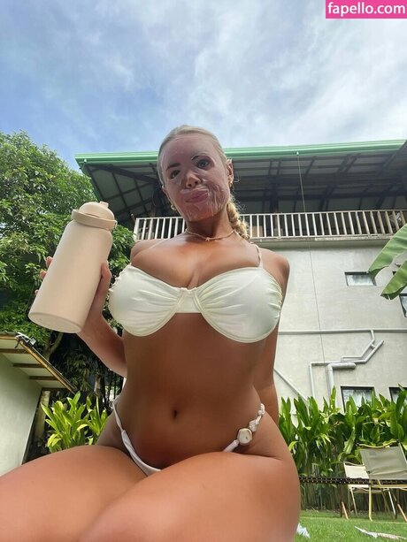 reeganbaildon_ onlyfans nude content