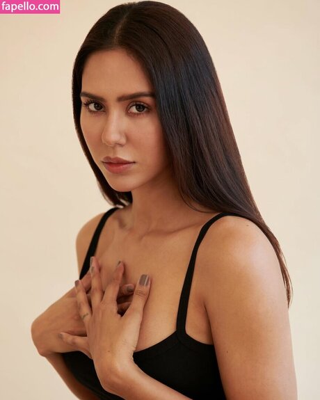 Sonam Bajwa onlyfans leaks sex