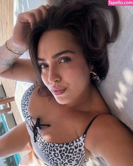 feyzakball nudes only fans