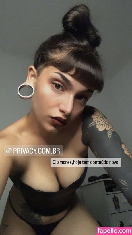Brenda Lemes topless onlyfans