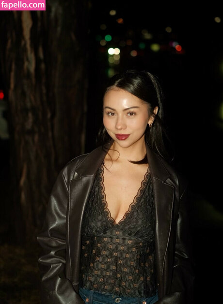 Amber Cosette onlyfans boobs