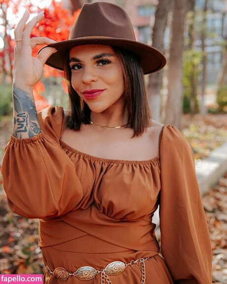 Amber Reacts onlyfans nude photos