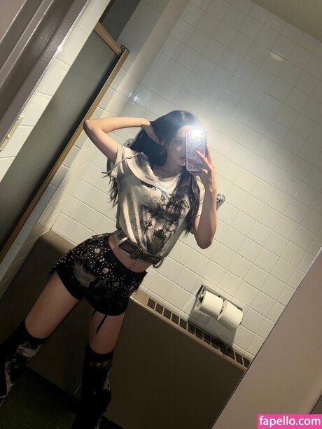 Hwiseo onlyfans leaked pics