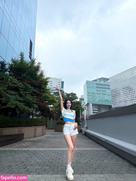 Hwiseo only fans xxx