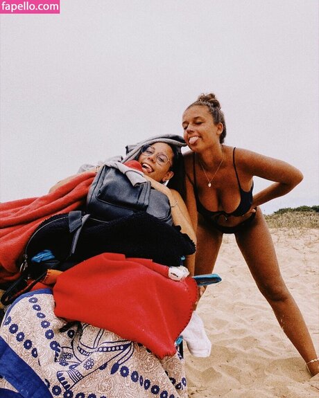 Sara Liso strip onlyfans