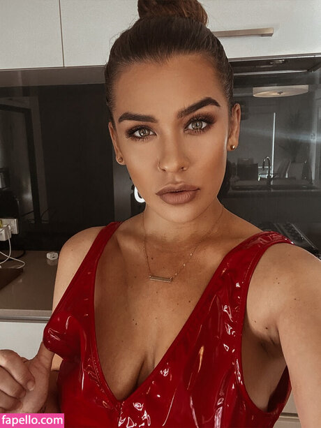 Olivia Frazer onlyfans nude leak