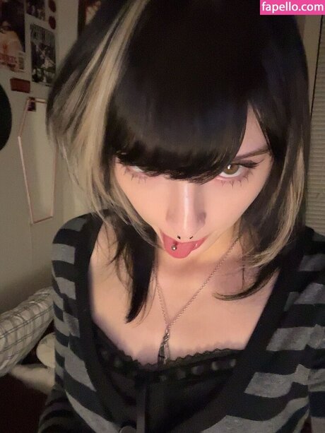 Vynomous onlyfans photo