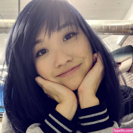 Julia Chow nude onlyfans