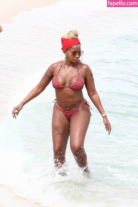 Mary J Blige porn only fans