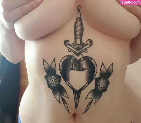 Zoe O Neill hot onlyfans