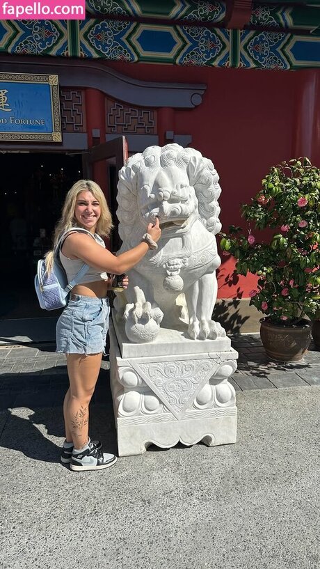 Thea Hail onlyfans free