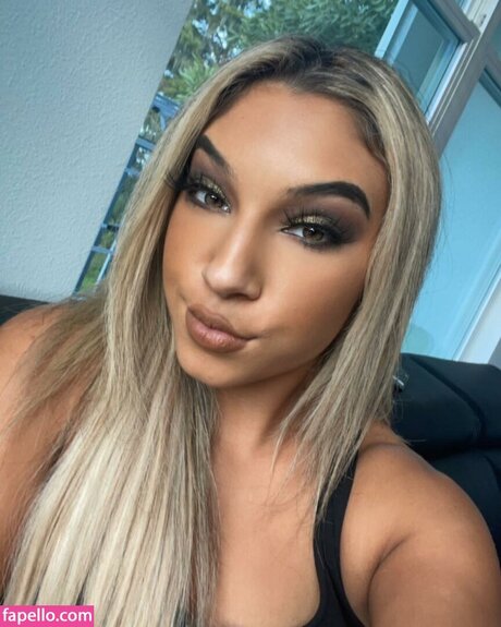 Thea Hail leaked only fans porn