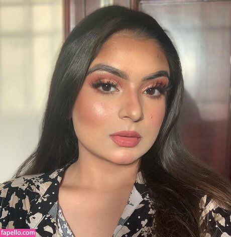 Jasneet Kaur hot onlyfans