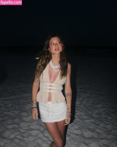 Skylar Martin onlyfans model images