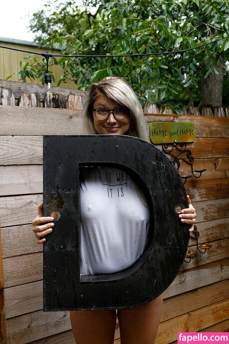 rightguy only fans content