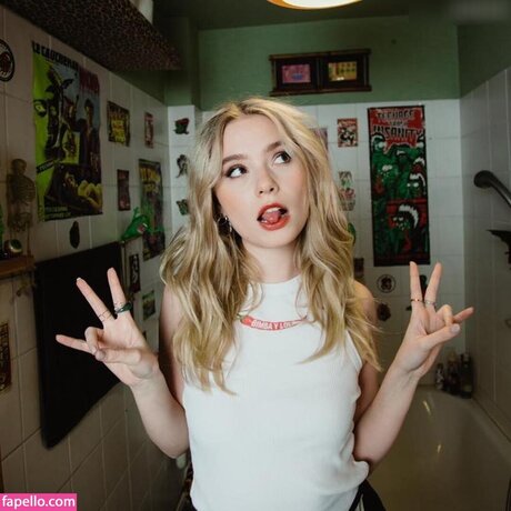 Esther Graf nude onlyfans