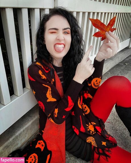 Amy Roberts onlyfans explicit content