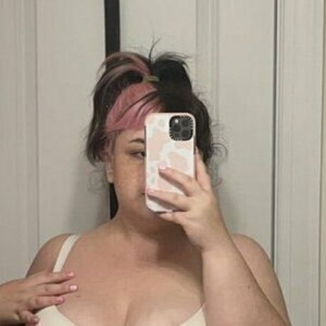 strawberryxfnta leaked only fans nudes