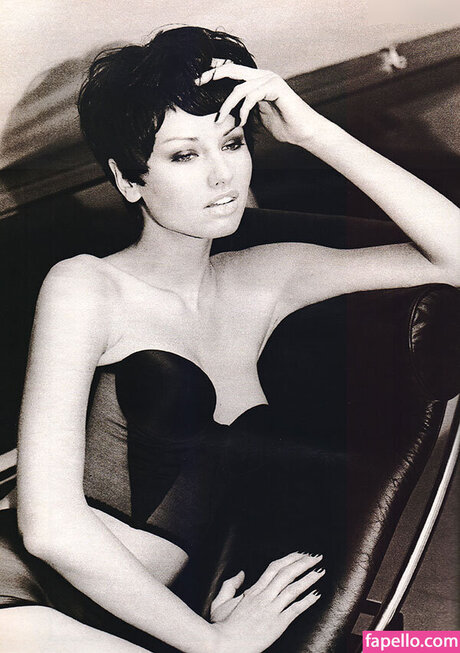 Adriana Karembeu onlyfans nide