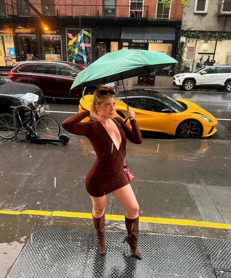 Sabrina Brier onlyfans model