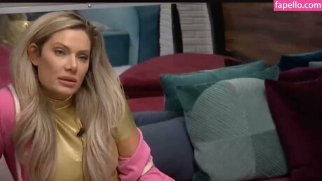 Janelle Pierzina onlyfans leams