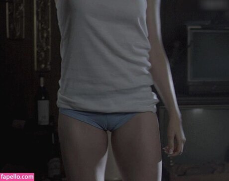 Megan Boone Profile pic