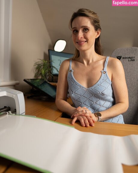 Hands On Katie leaked only fans