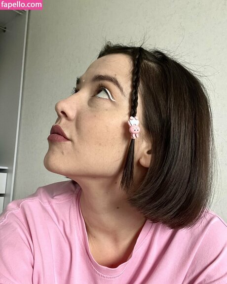 grushechka nude onlyfans