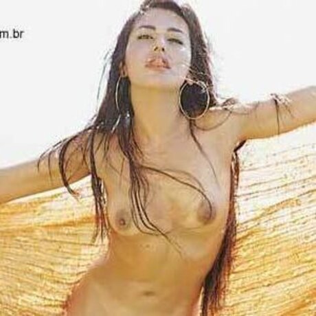 Leila Lopes onlyfans leake