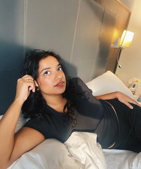 Abby Govindan onlyfans nude tits