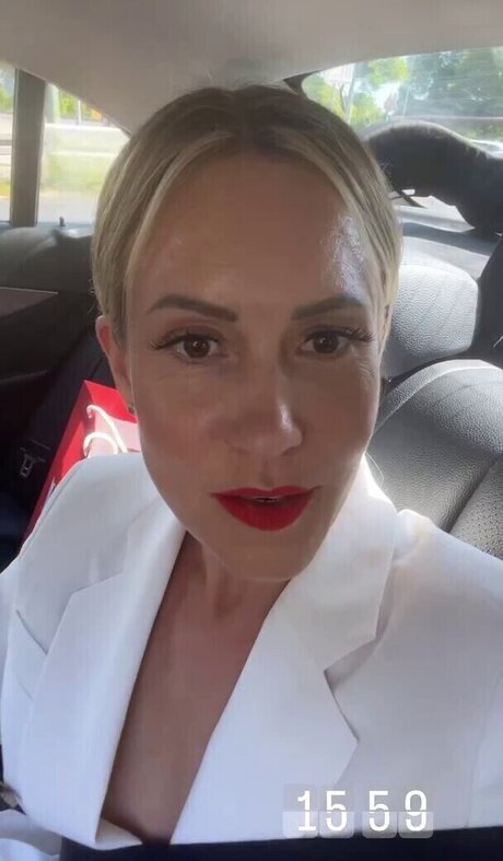 Wolke Hegenbarth onlyfans topless