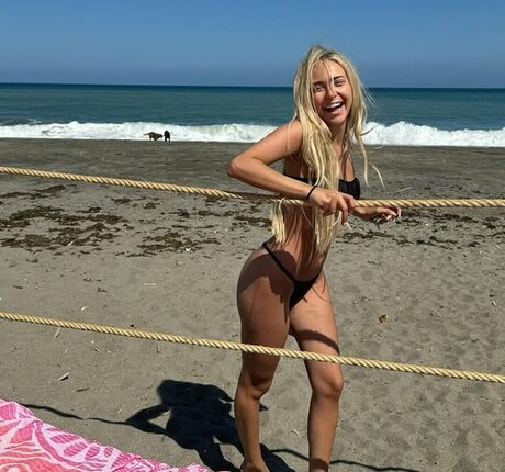 Ana Mena porn onlyfans leaks