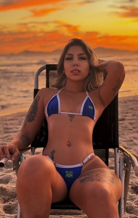 Pamela Sara onlyfans pictures