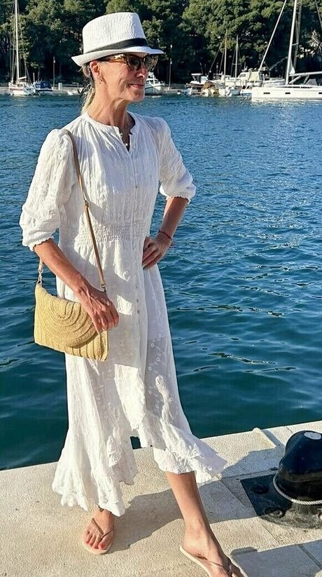 Tamzin Outhwaite onlyfans tits