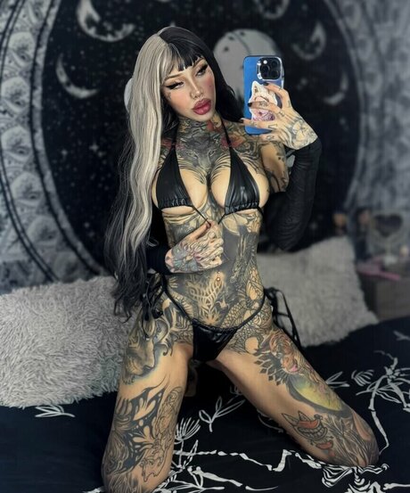 Divinajuventu onlyfans nudes leaks