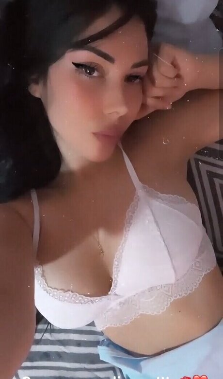 Alice Alves onlyfans lesk