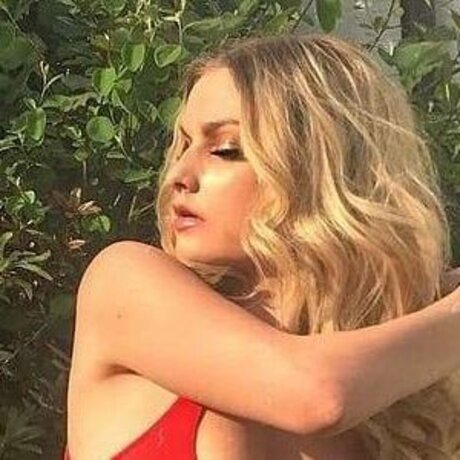 Mogz xx nude onlyfans