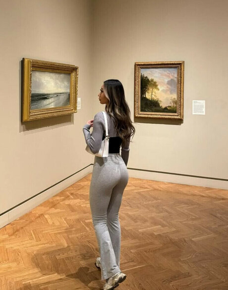 Ena Lor Hmong onlyfans nudes leak