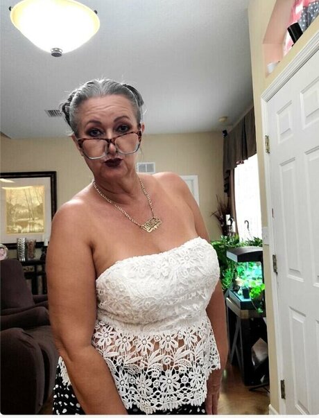 saundra1571 onlyfans sex leak