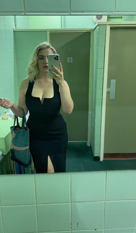 Rebecca Lucy Taylor free only fans