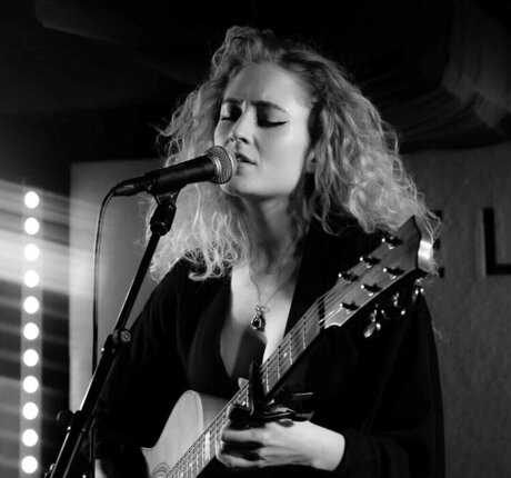 janetdevlin onlyfans nudes leaked