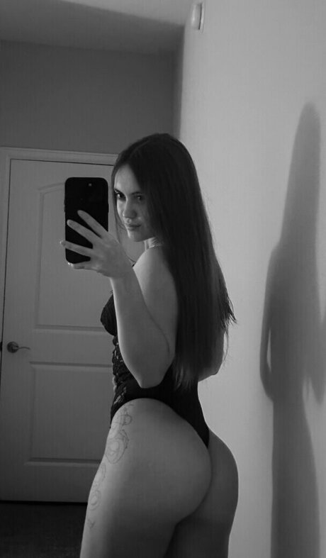 Nelly Becmac onlyfans