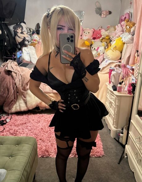 Ravegirlrori leaked nude onlyfans