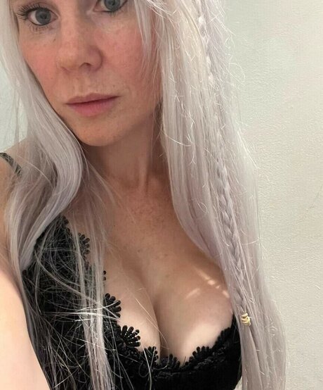 Donna Shepherd onlyfans archives